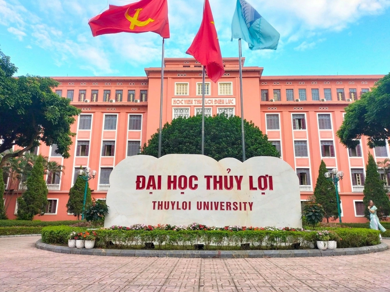 Sinh viên ngành Thương mại điện tử Đại học Thủy Lợi học những gì?